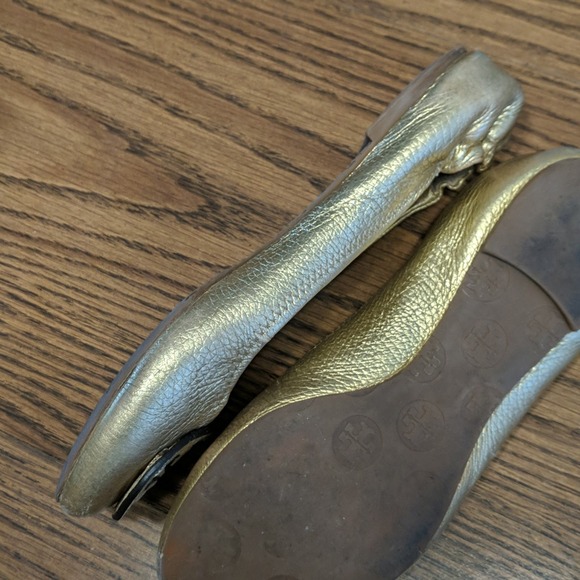 Tory Burch Gold Metallic Leather Flats 7 - Picture 6 of 14
